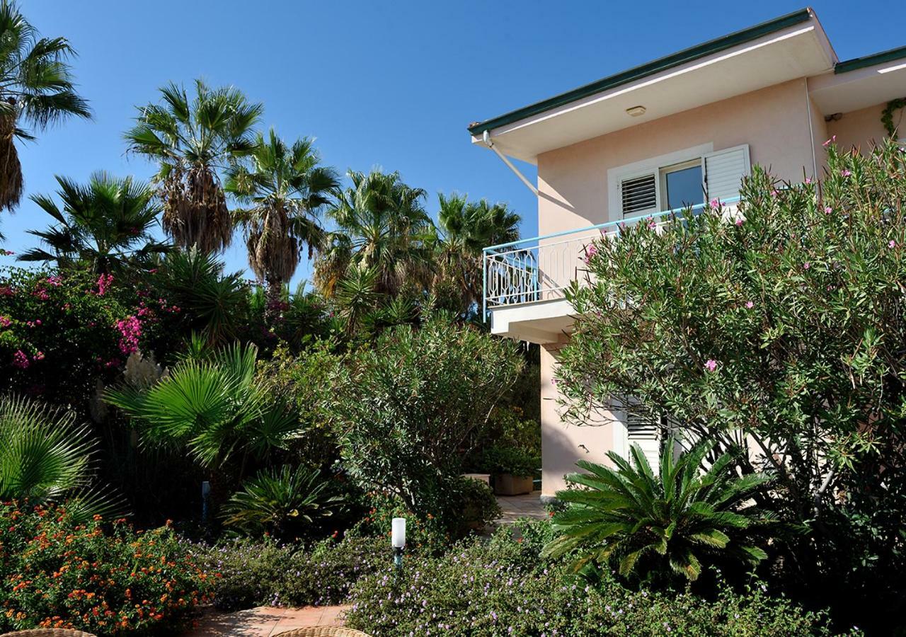 Villa Metis Реалмонте Екстериор снимка